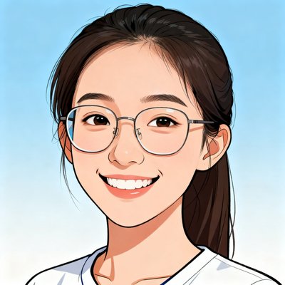 武汉大学体育部代表头像，年轻女性，戴眼镜，笑容亲切